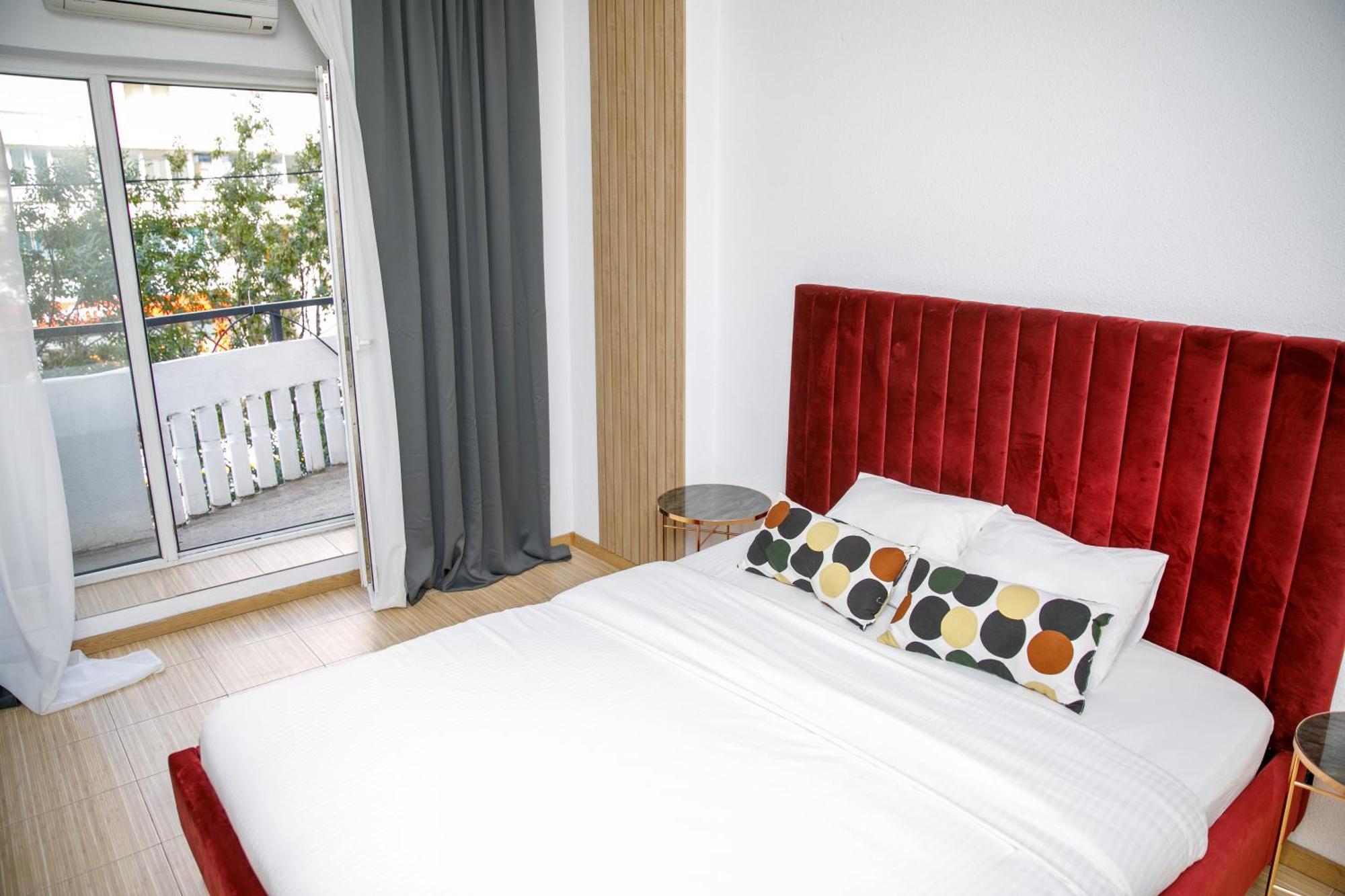 Color Apartments Corneliu Coposu No3 Bucarest Exterior foto