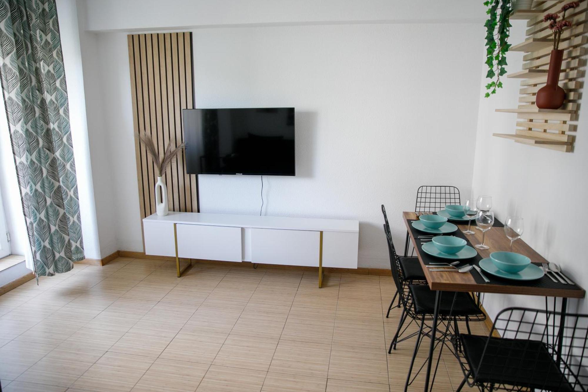 Color Apartments Corneliu Coposu No3 Bucarest Exterior foto