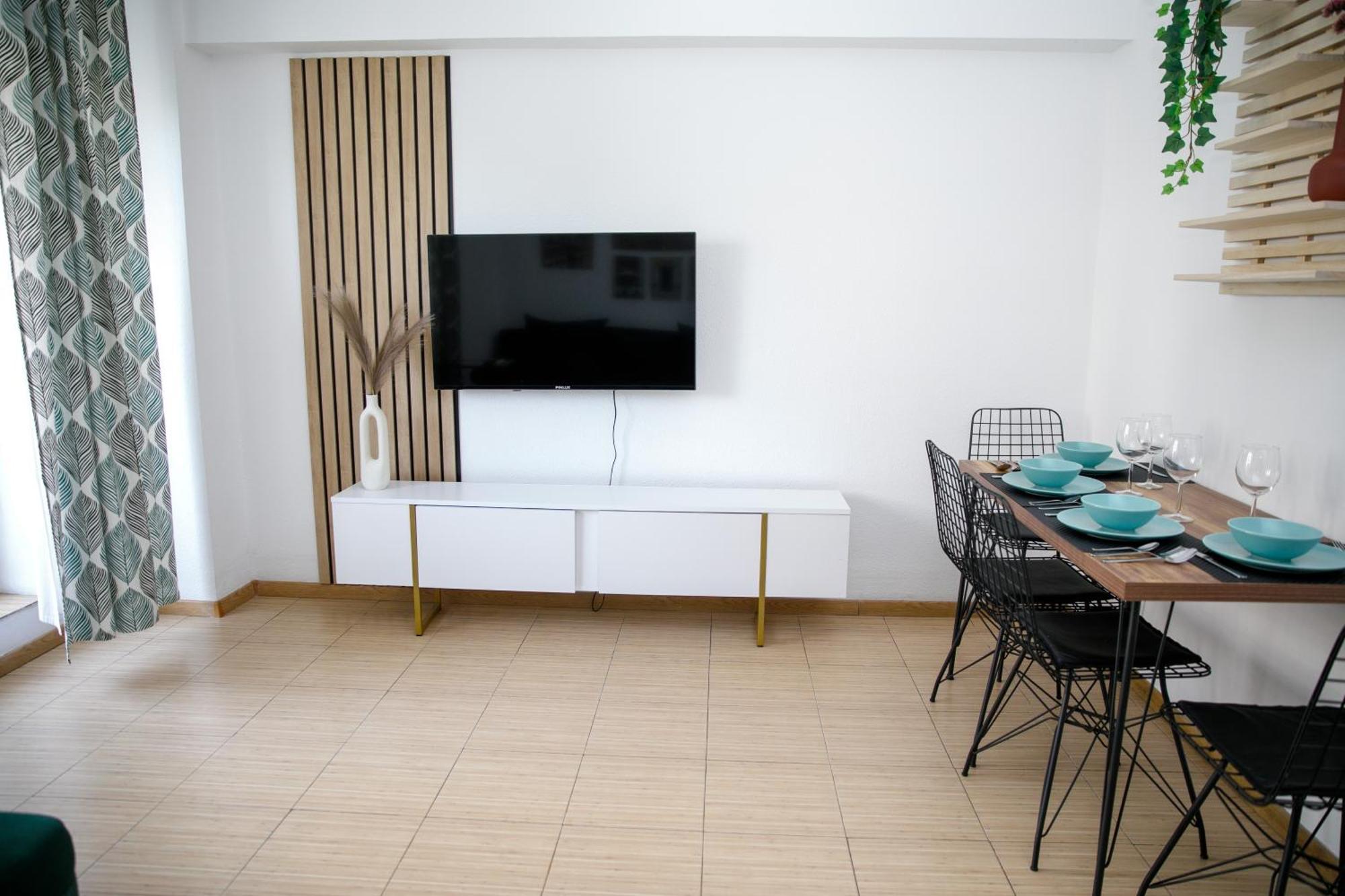 Color Apartments Corneliu Coposu No3 Bucarest Exterior foto
